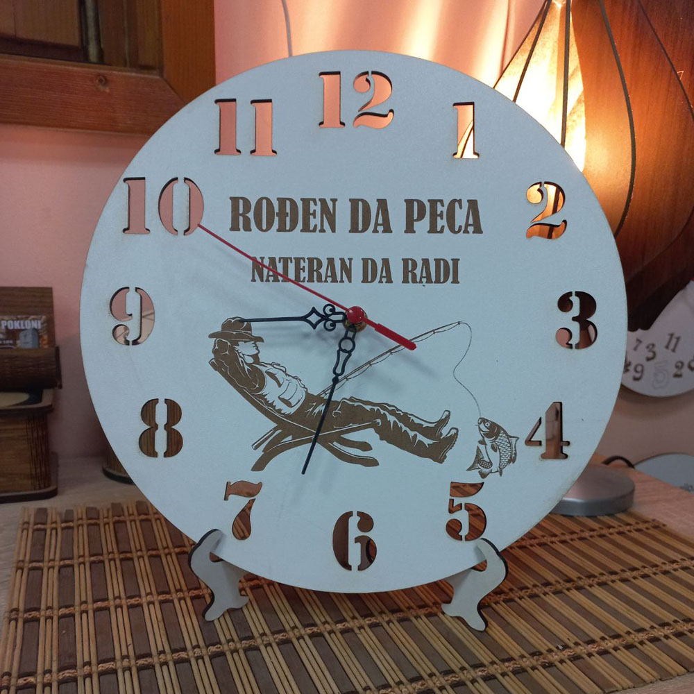 Drveni sat - Rođen da peca 1