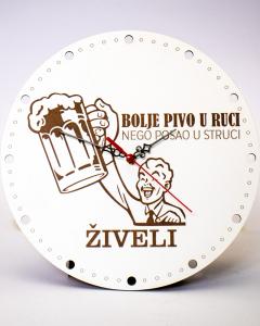 Drveni sat - Pivo u ruci