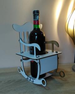 Ljulja&scaron;ka za vino